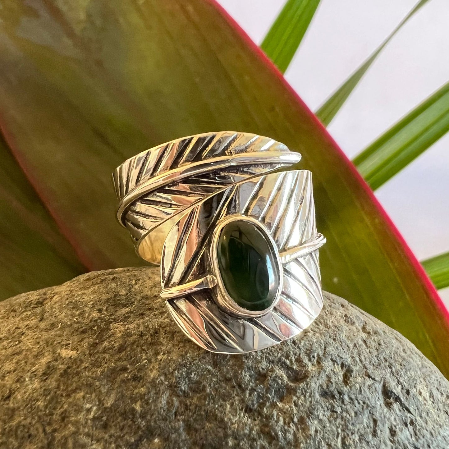 Size 9.5 950 Silver Jade Esmerelda Ring