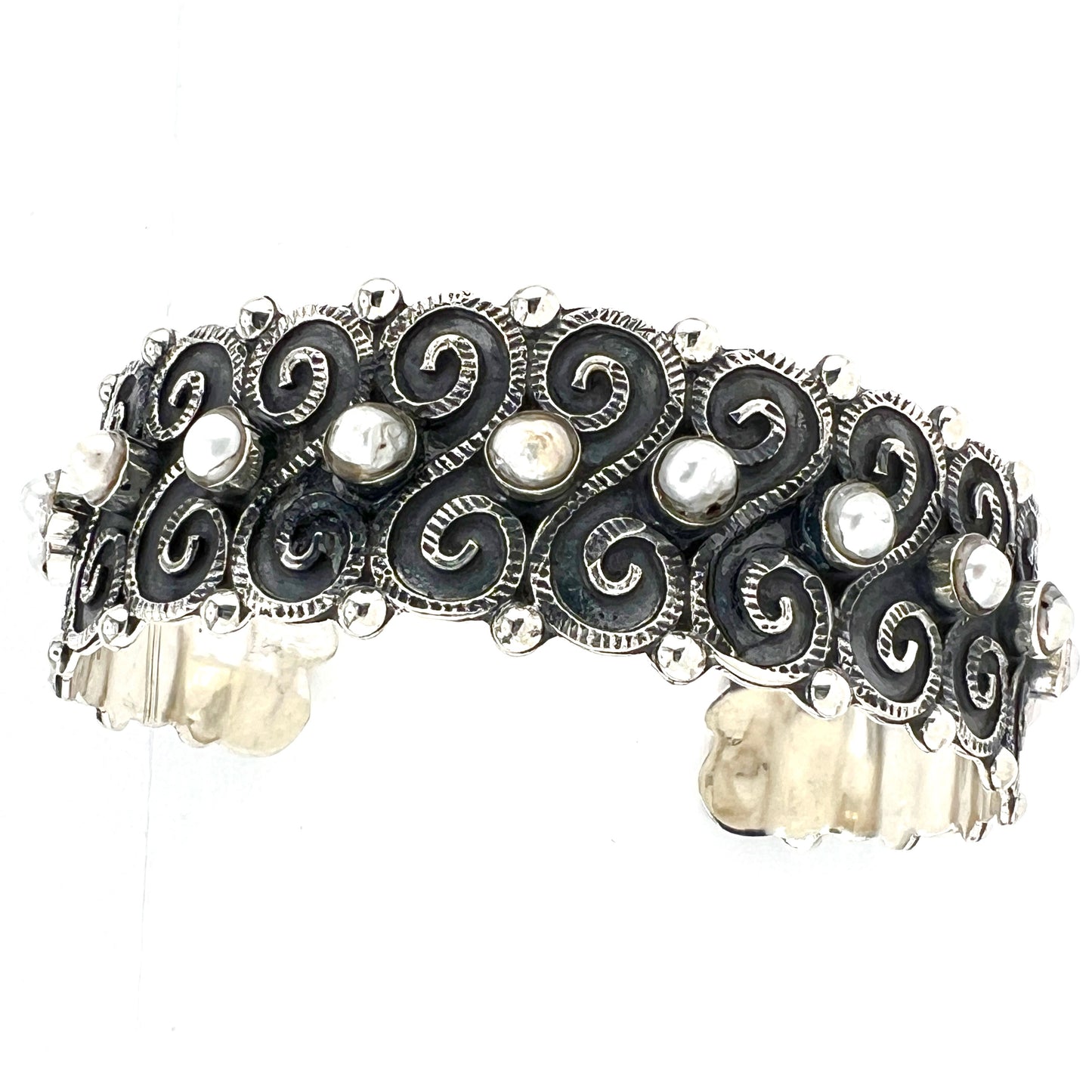 7cm x 2cm Silver Braceletmwith Pearl