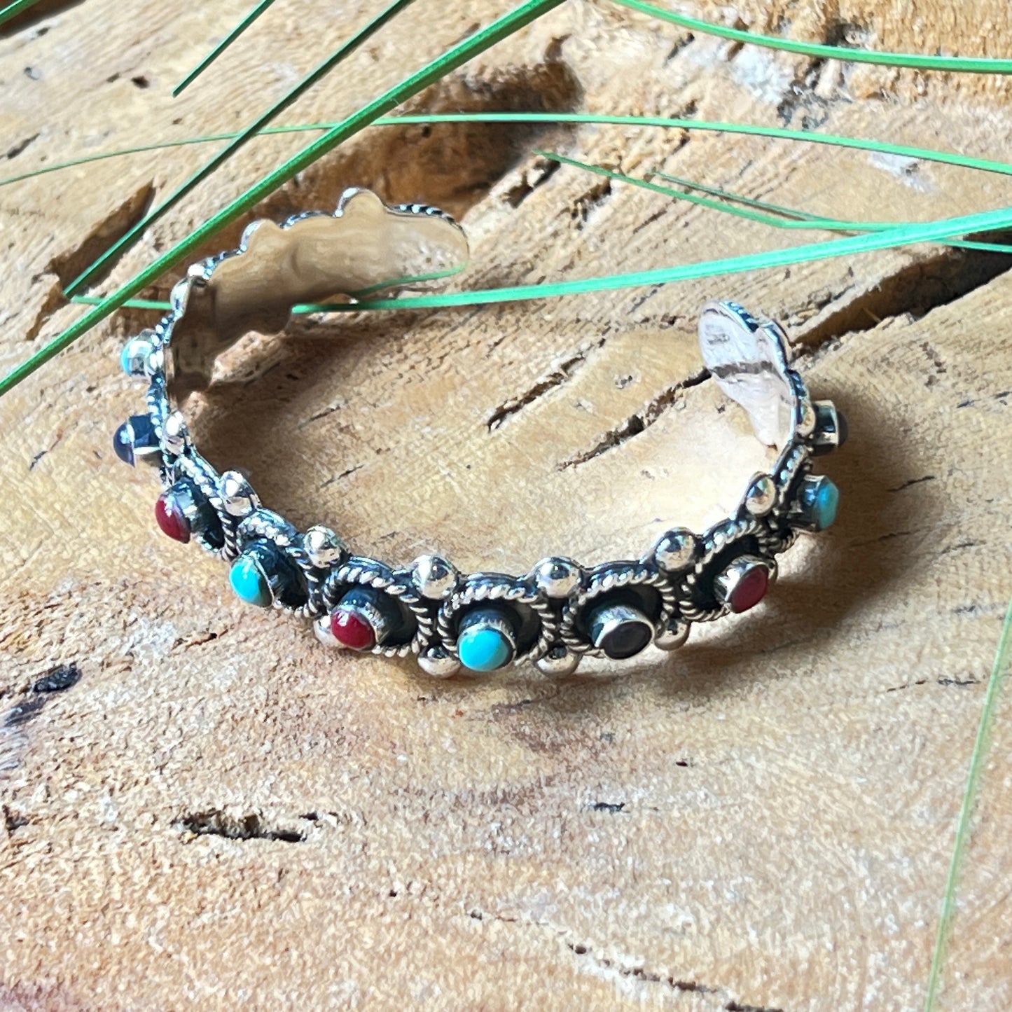 6.5cm x 1.5cm Silver Bracelet with Turquoise Granate Amethyst