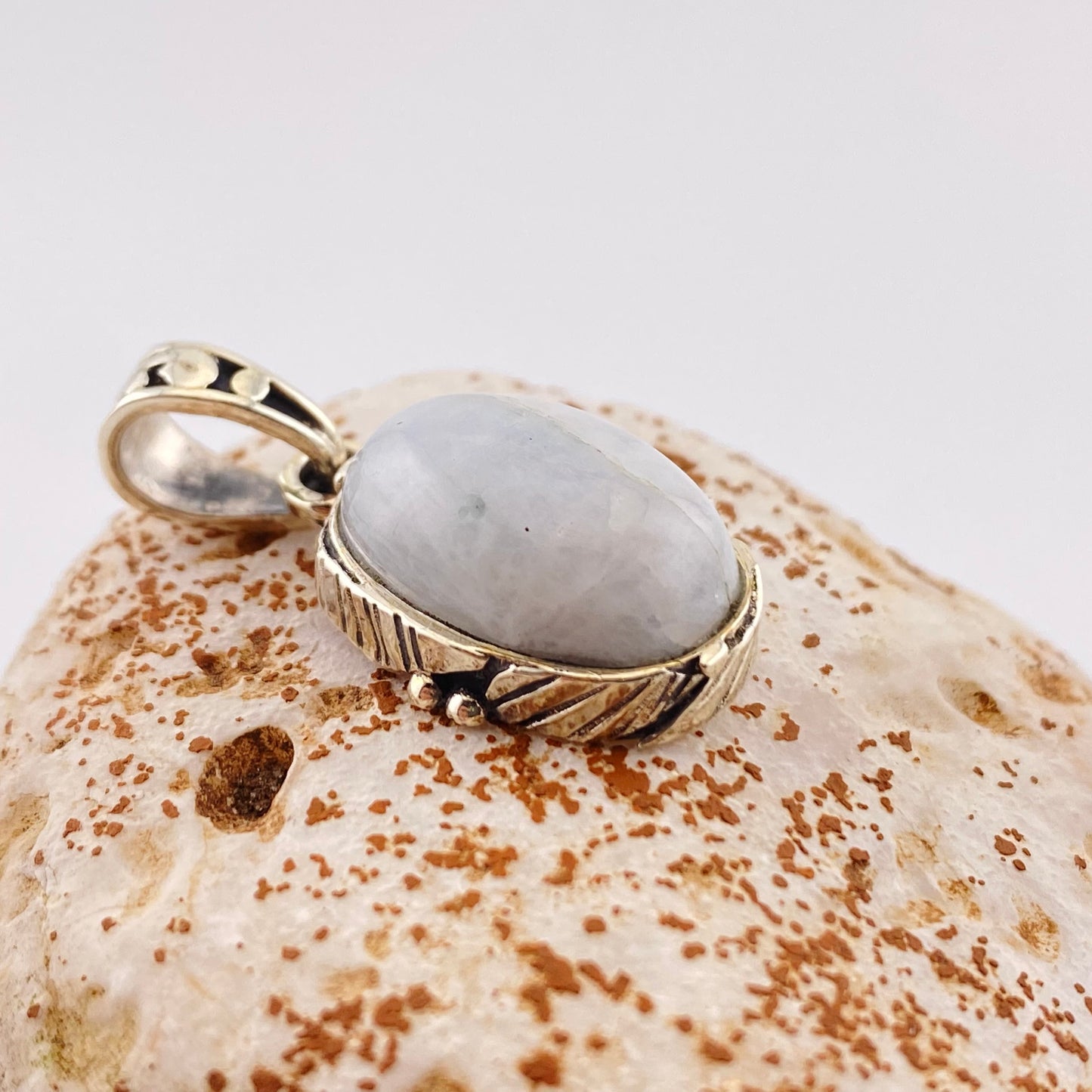 950 Silver Moonstone Pendant