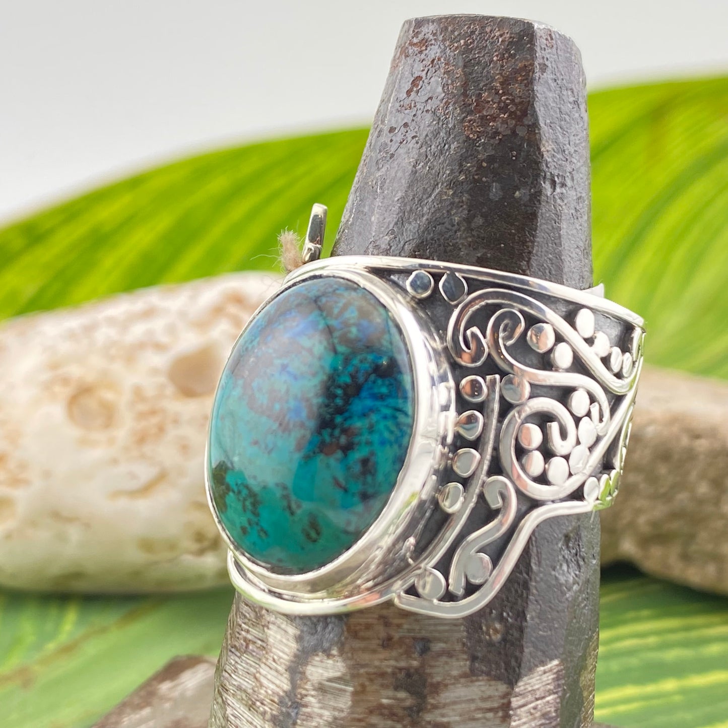 Size 12 950 Silver Ring Jade