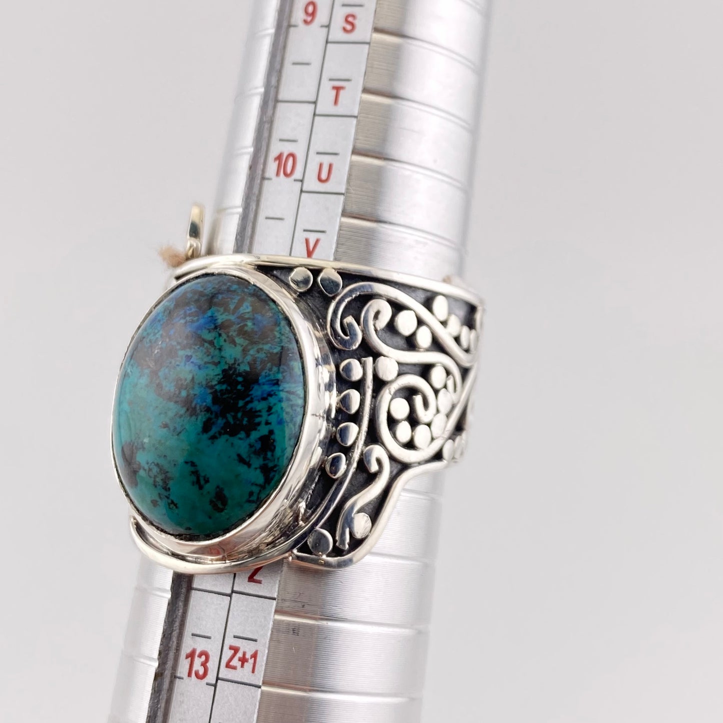 Size 12 950 Silver Ring Jade