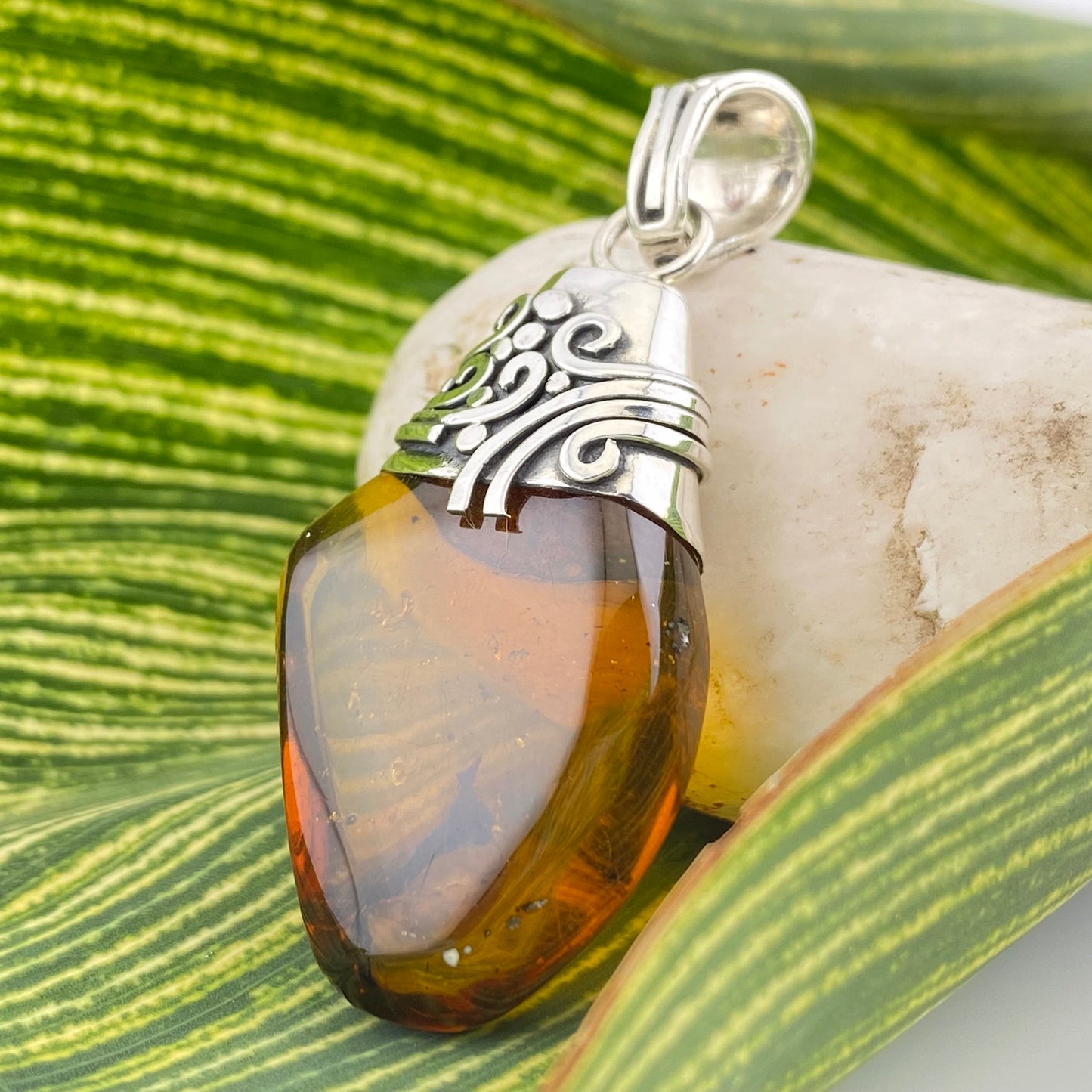 Amber Pendant 950 Silver