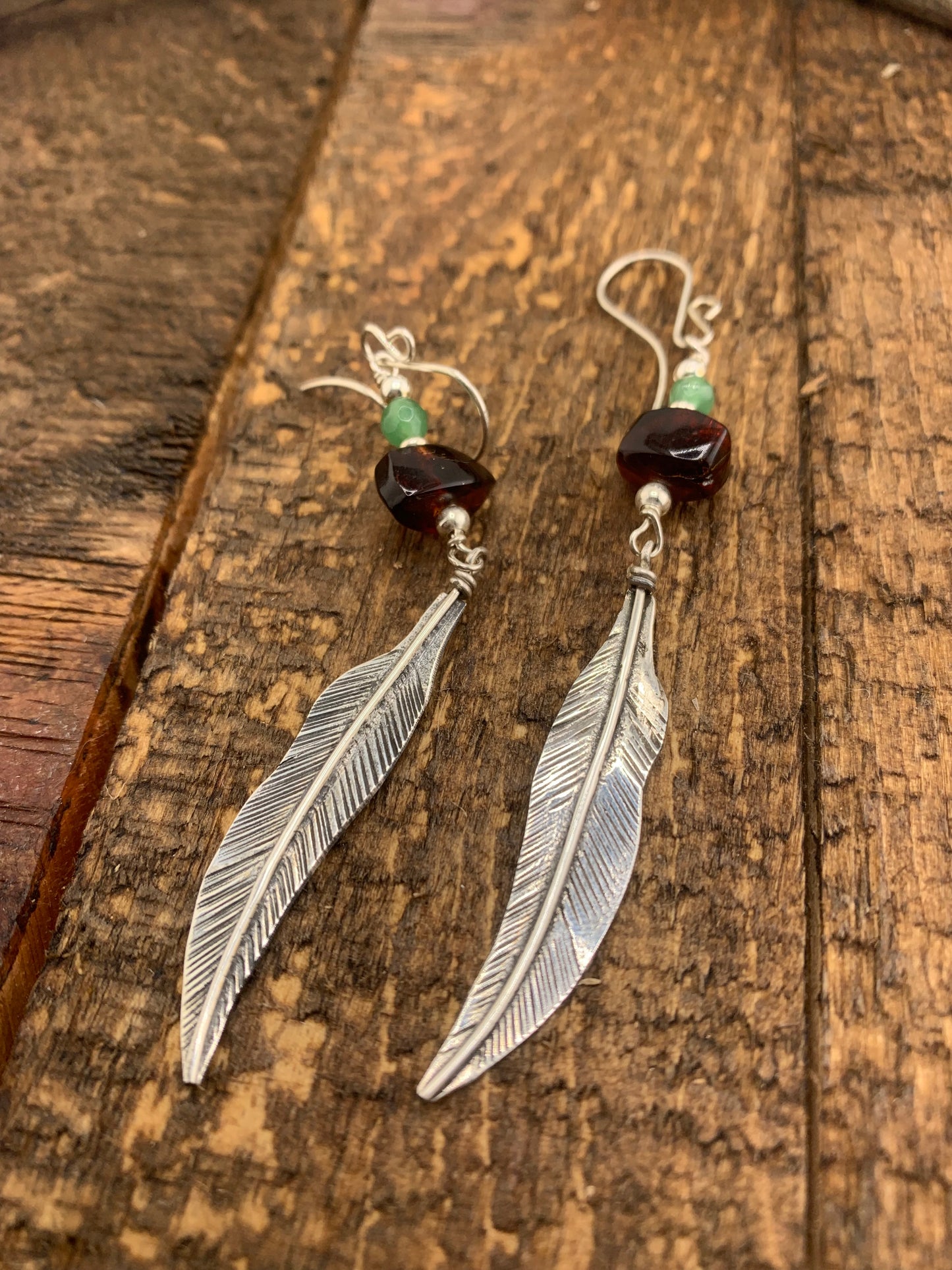 HANG Amber Earrings 950 Silver w Leaf Design Amber