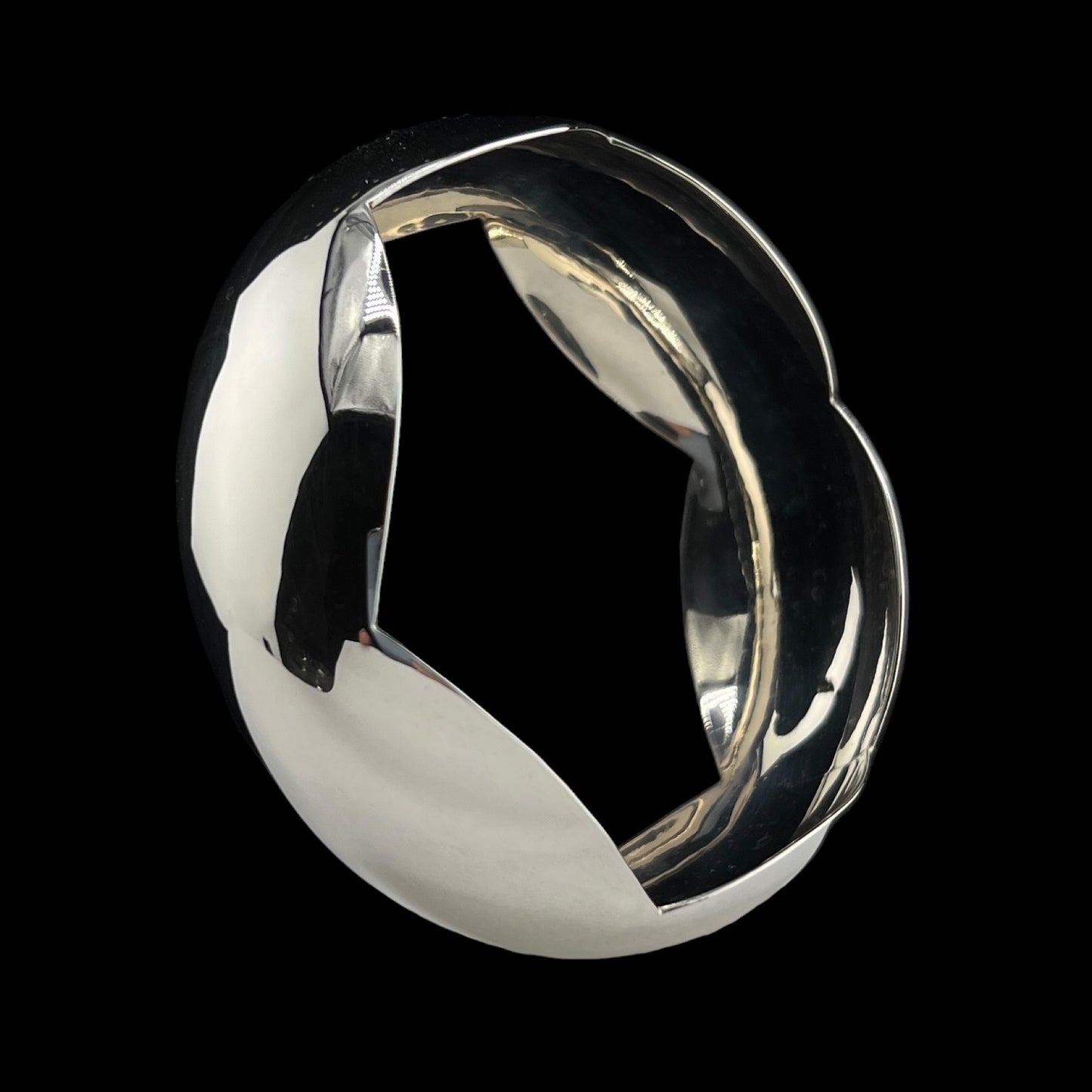 Sterling Silver .925 Bangle Bracelet 70mmx30mm Scaplloped Smooth