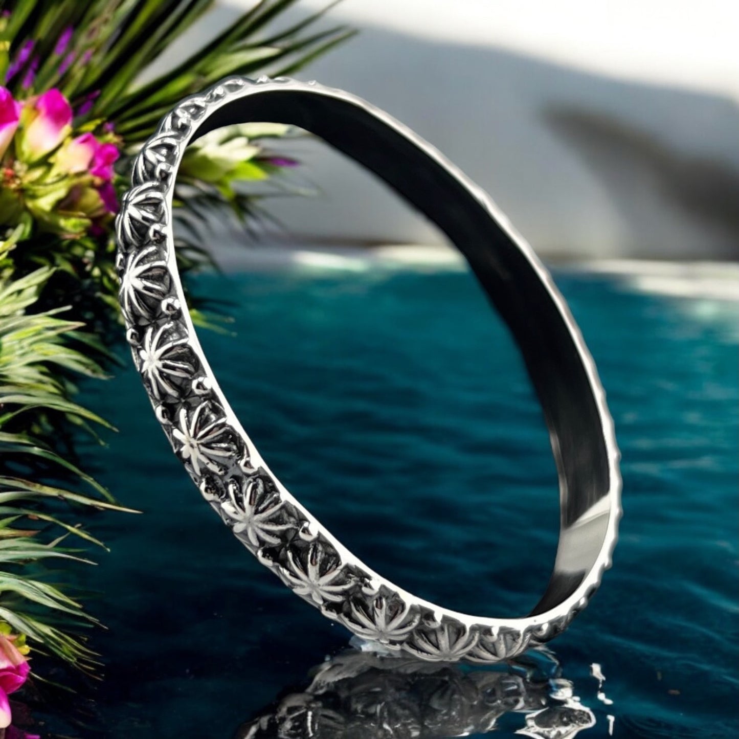 Sterling Silver .925 Bangle Bracelet 63mmx5mm Snowflake Sun