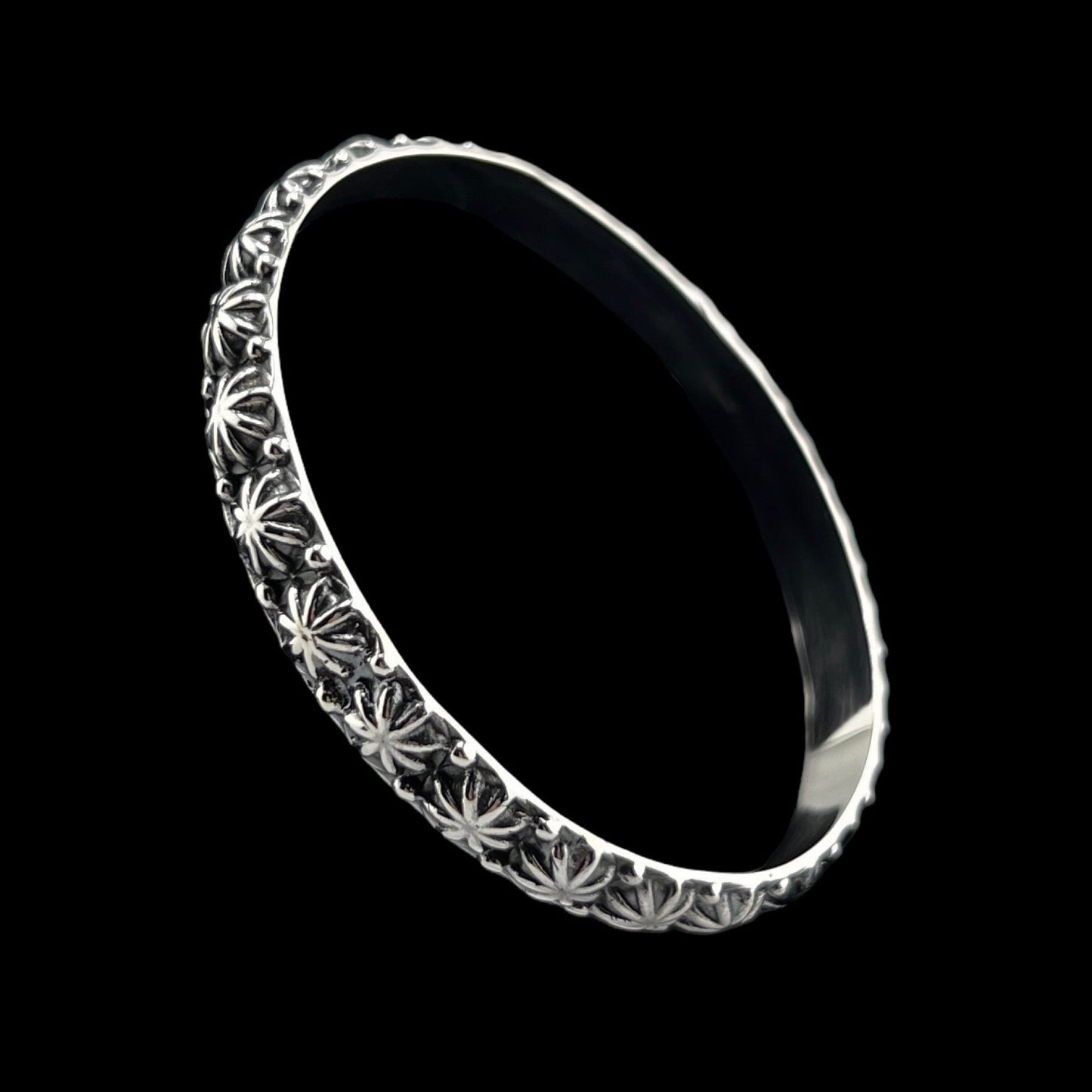 Sterling Silver .925 Bangle Bracelet 63mmx5mm Snowflake Sun