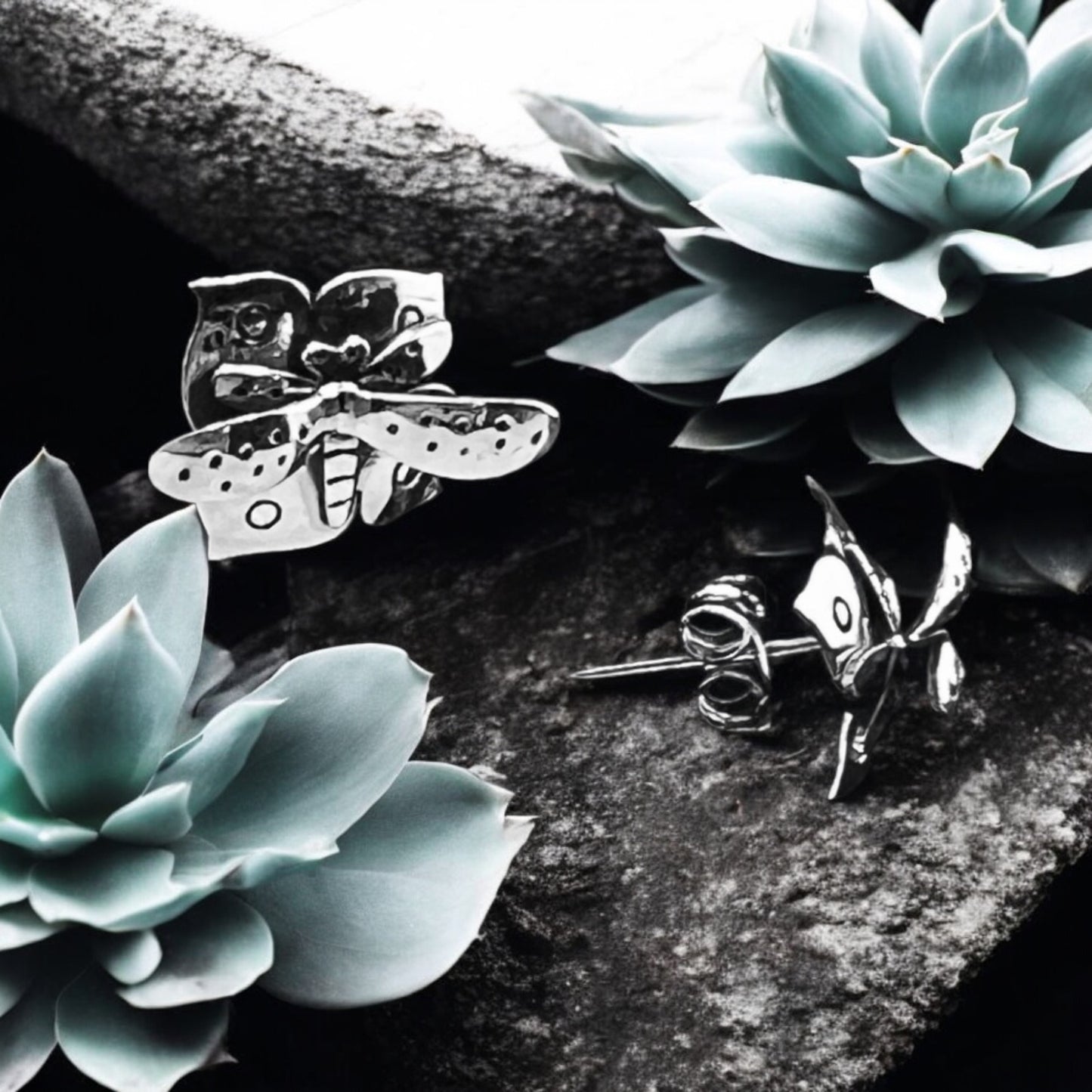 Sterling Silver .925 POST Earrings 14mmx6mm Dragonfly Insect