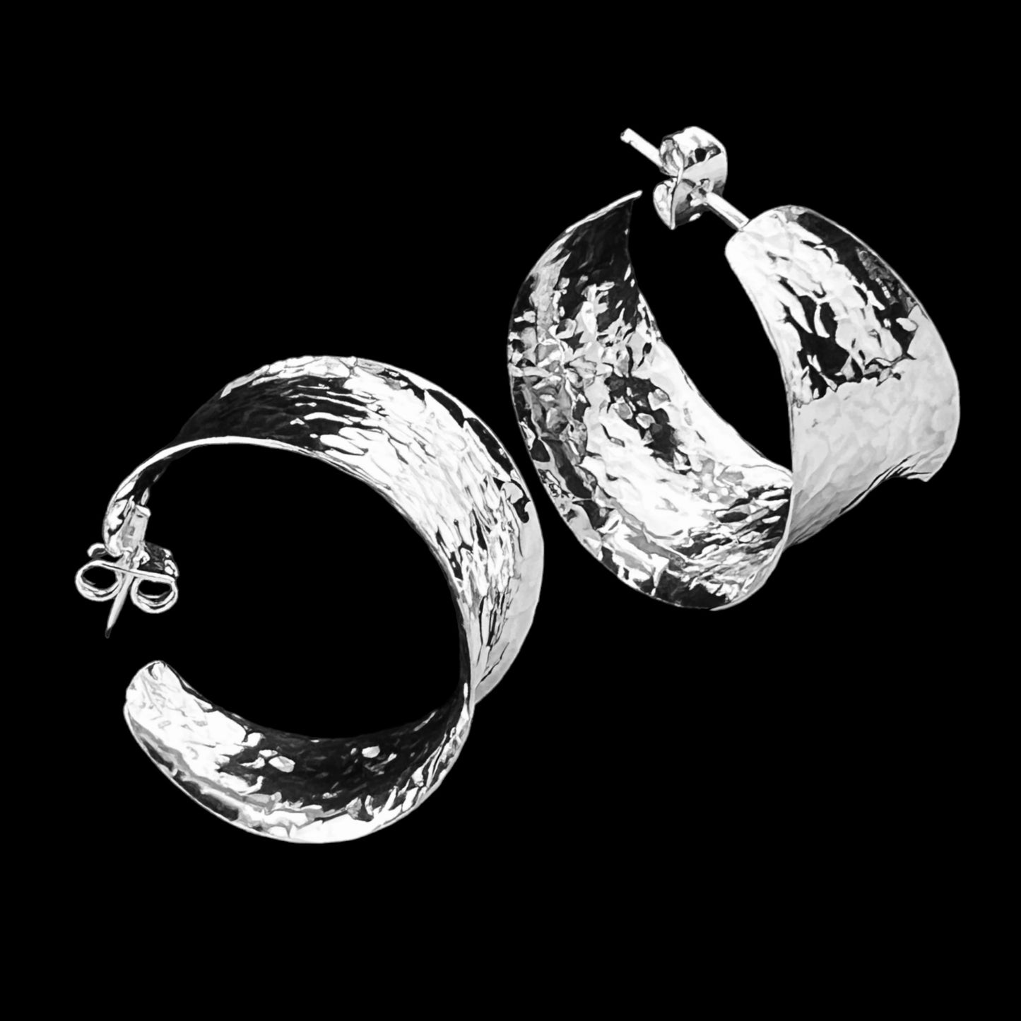 Sterling Silver .925 HOOP POST Earrings 28mmx16mm Slightly Cupped Hammered Finish