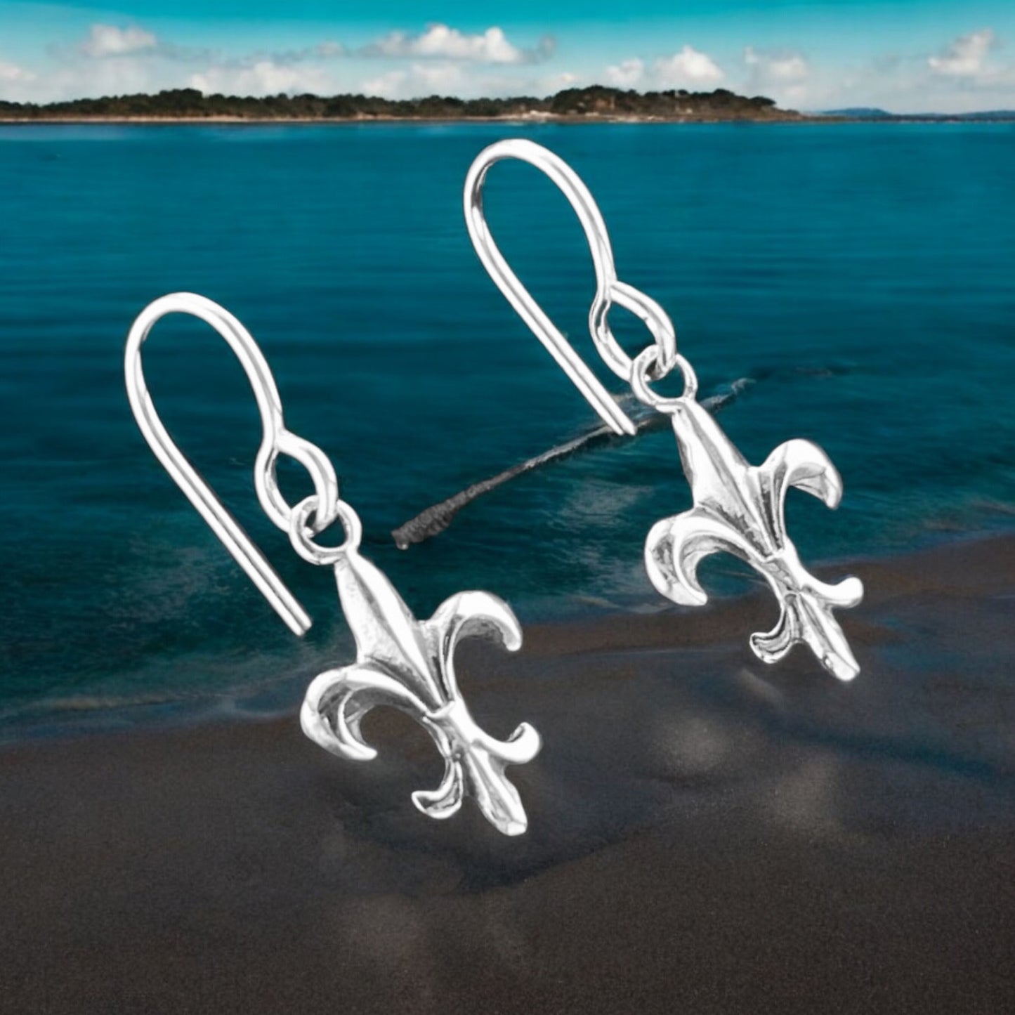 Sterling Silver .925 HOOK Earrings 10mmx16mm Flur de Lis