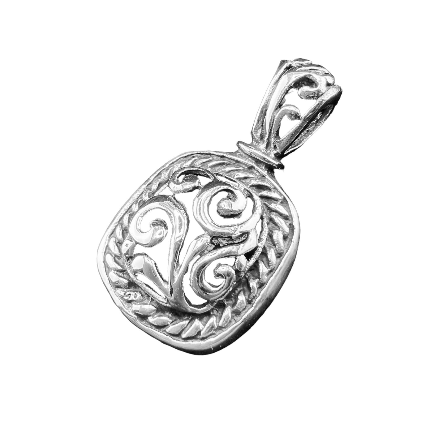 .925 Silver Pendant 20mm x 30mm