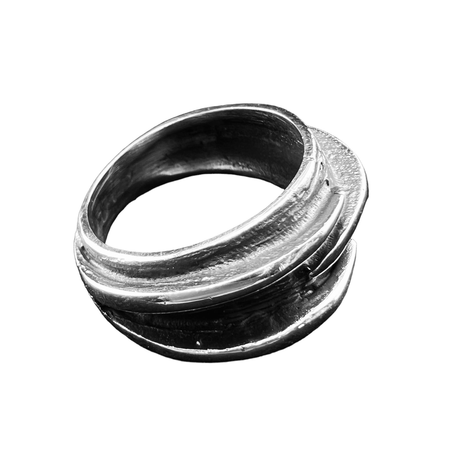 925 Silver Ring Rustic with 3 Polished Fins