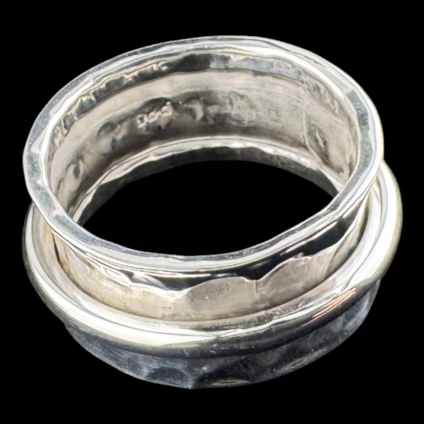 Hammered w/Spinner Ring