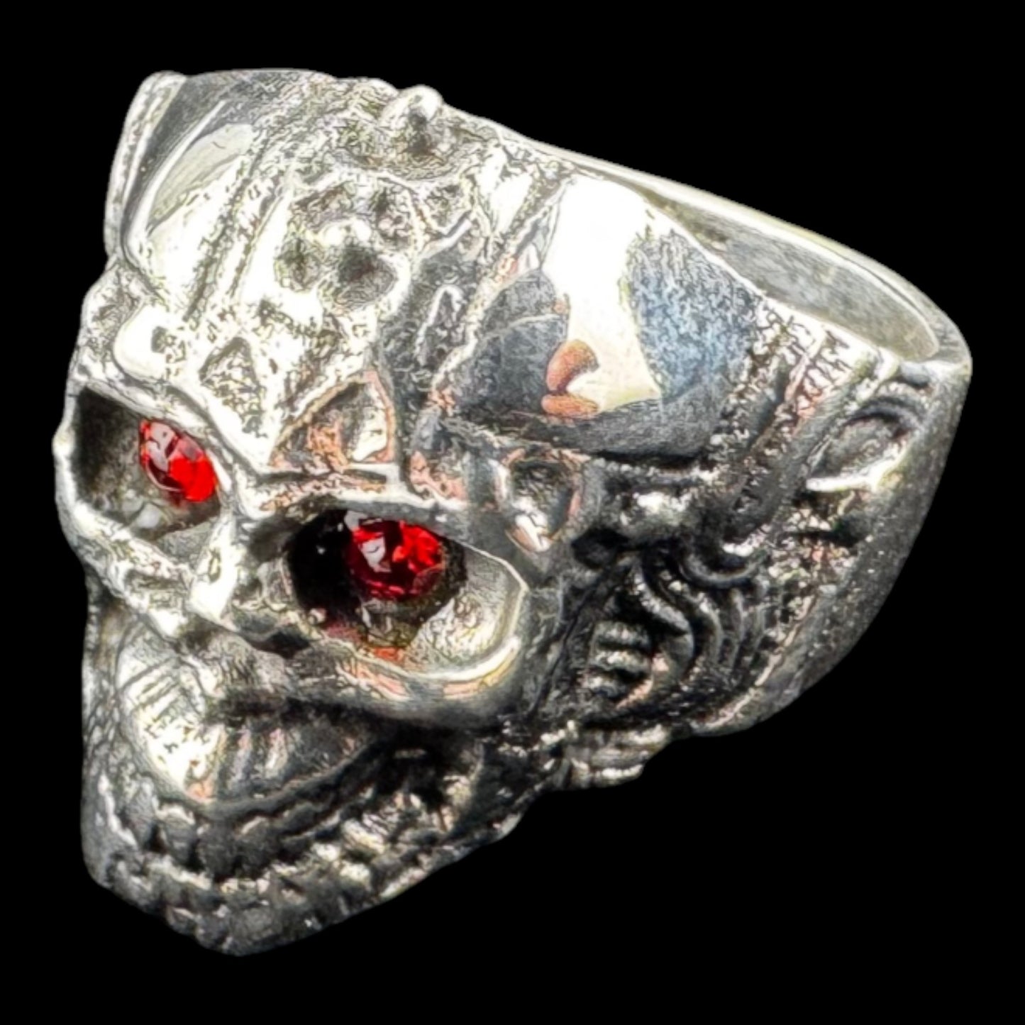Skull w/Red Stone Eyes Ring