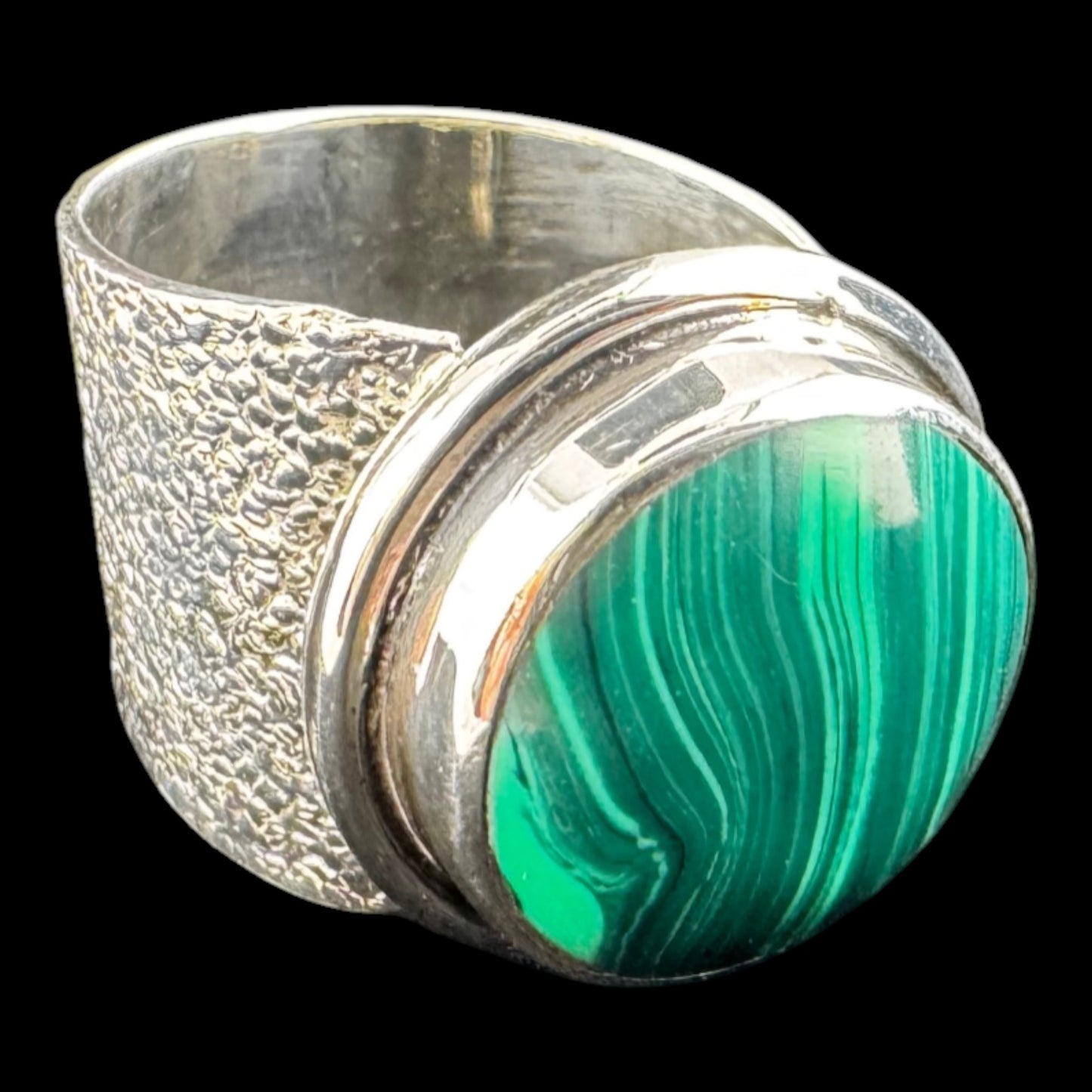 Textured Band w/Malachite Ring