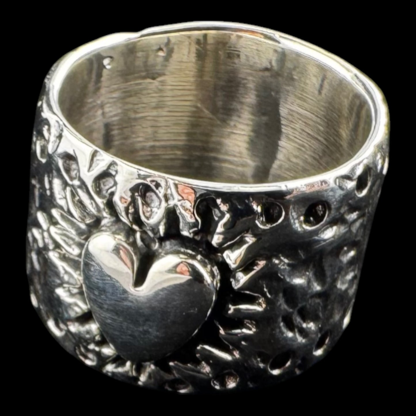 Sacred Heart Band Ring 14mm