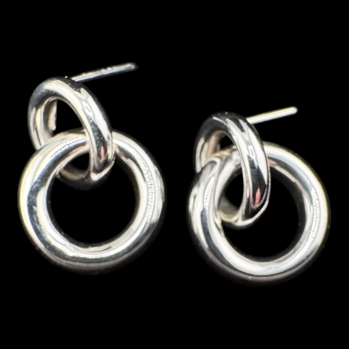 Interlocking Round Stud Earrings