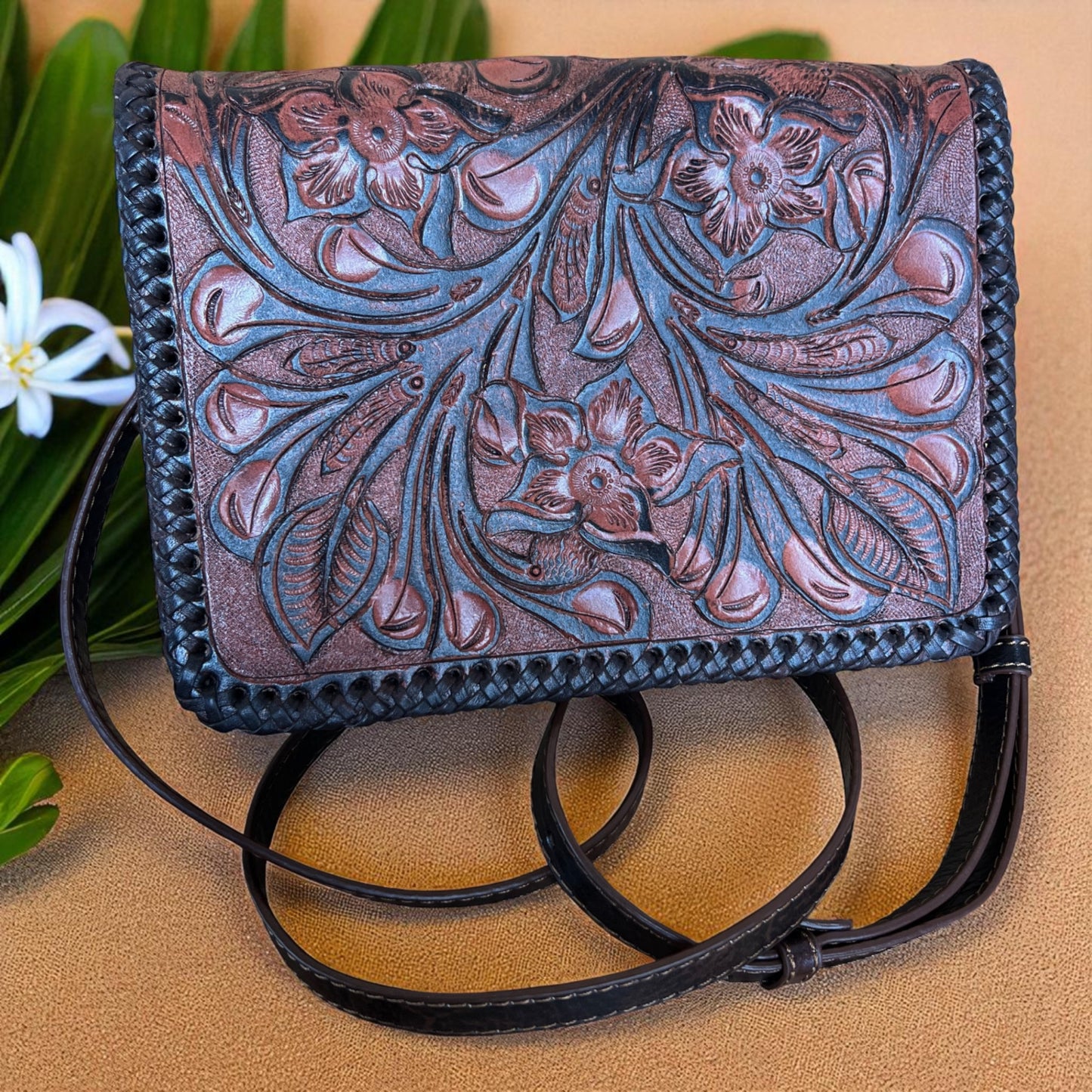 Abby 9.5" x 6.5"