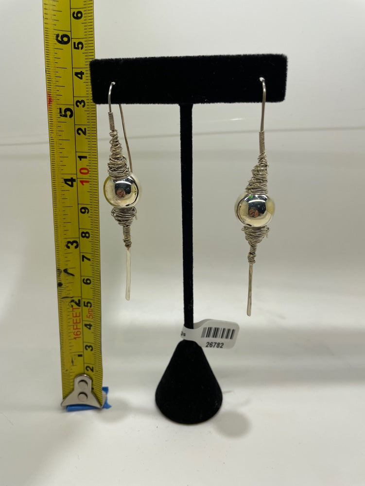 No Mas! 925 Solid Silver Earrings