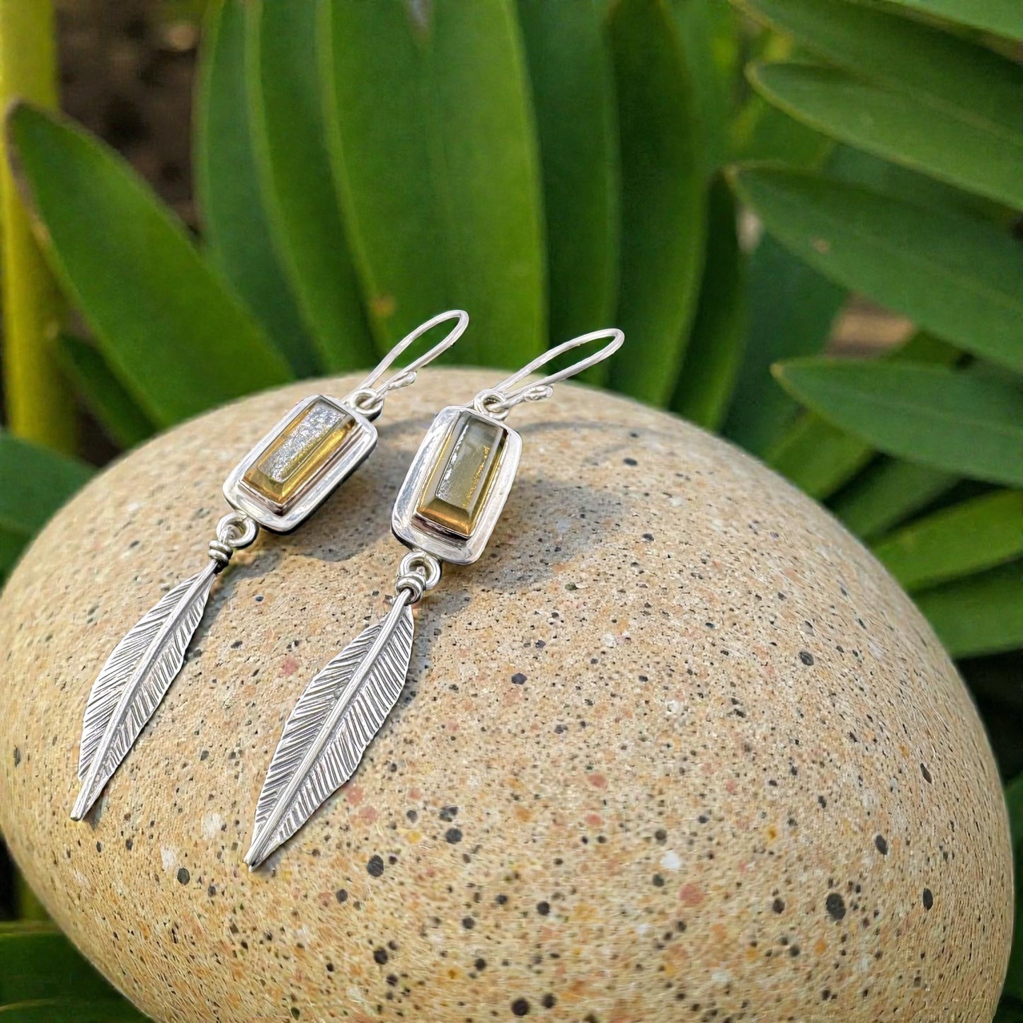 Pluma Ambar drop