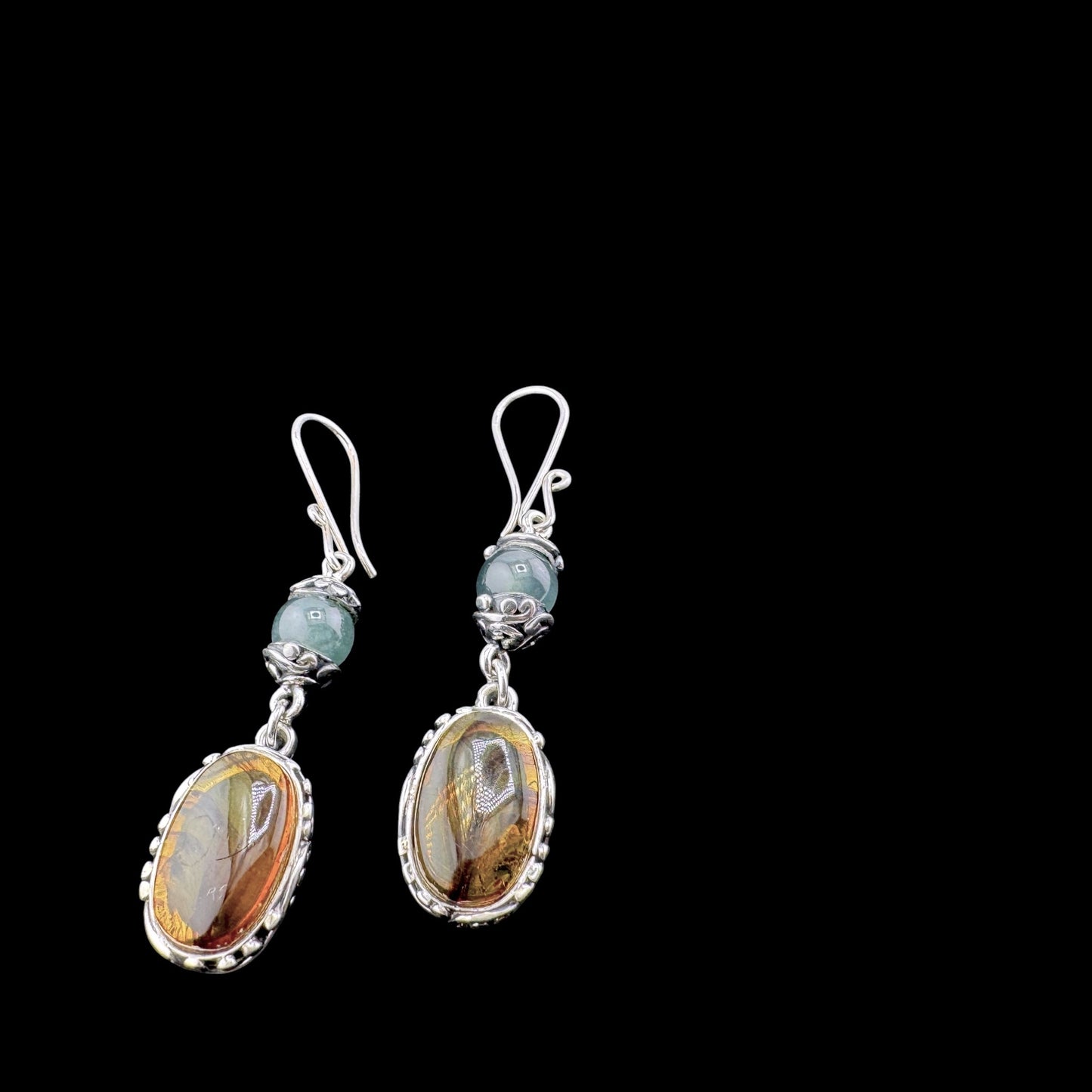 Oval Ambar c Jade drop