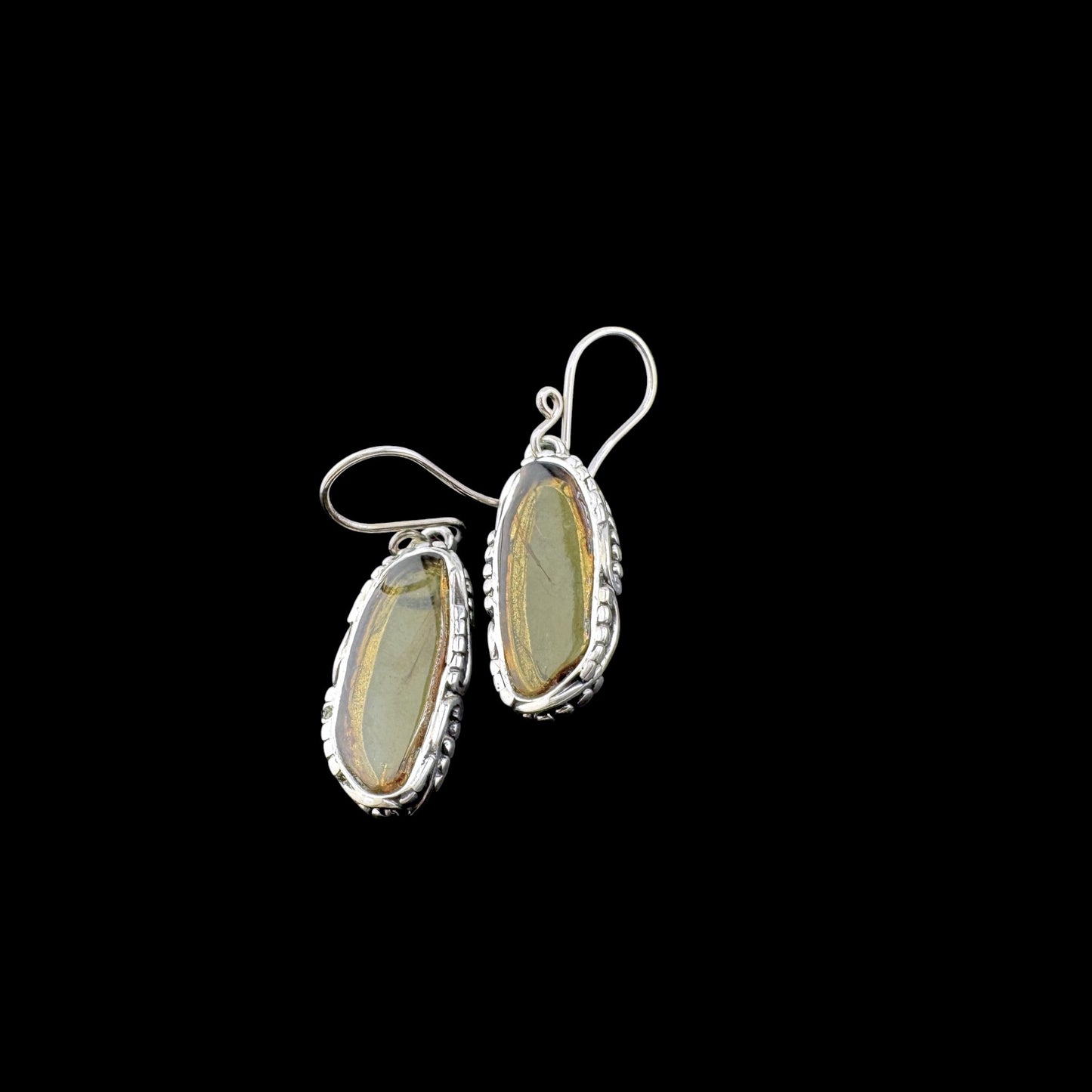Oval Ambar drop
