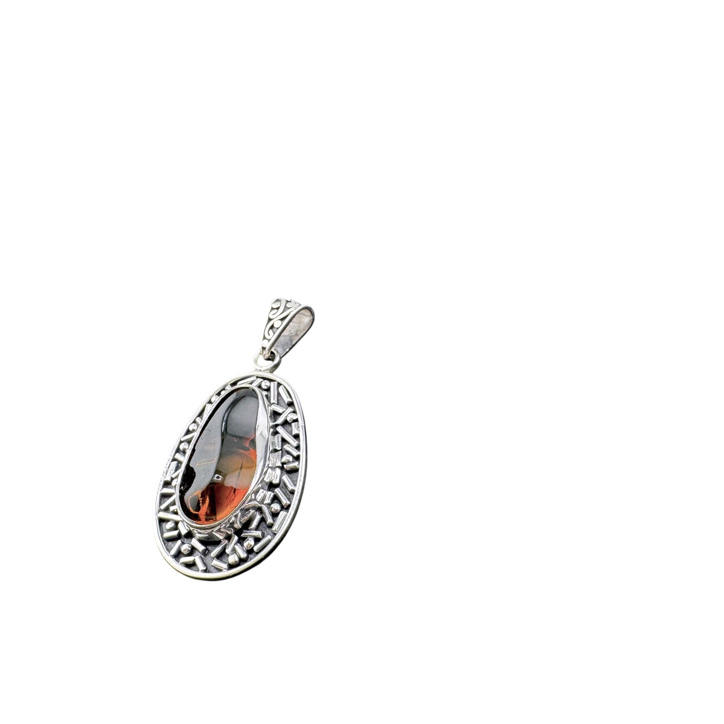 Oval Ambar