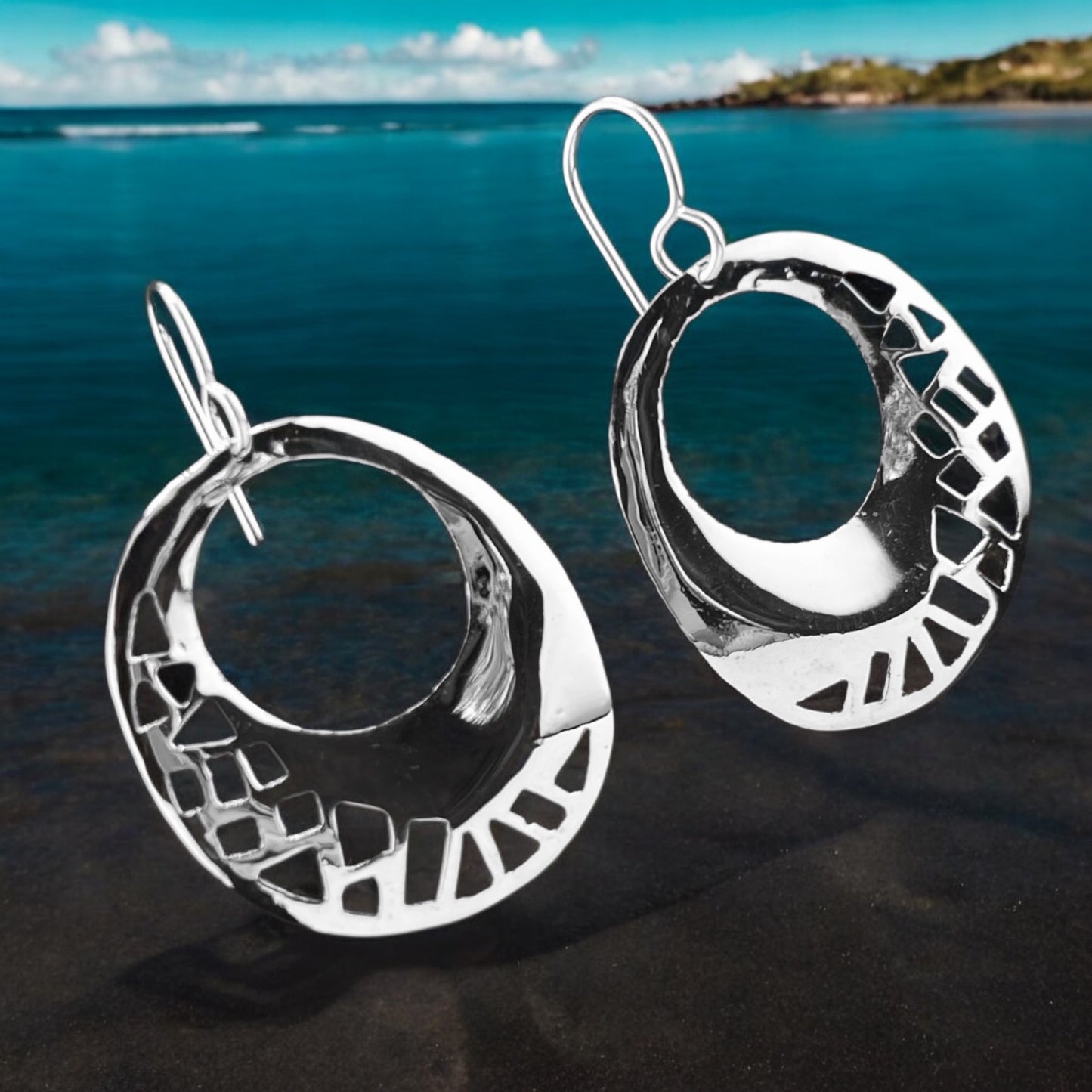 Sterling Silver .925 HOOK Earrings 27mmx32mm Perforated Perimeter with Smooth center