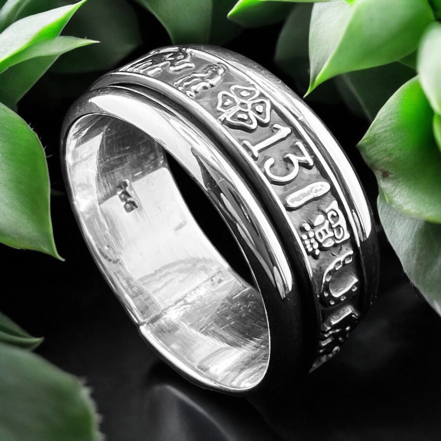 925 Silver Ring 18mm Spinner Luck Symbol