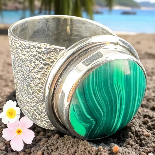 Textured Band w/Malachite Ring
