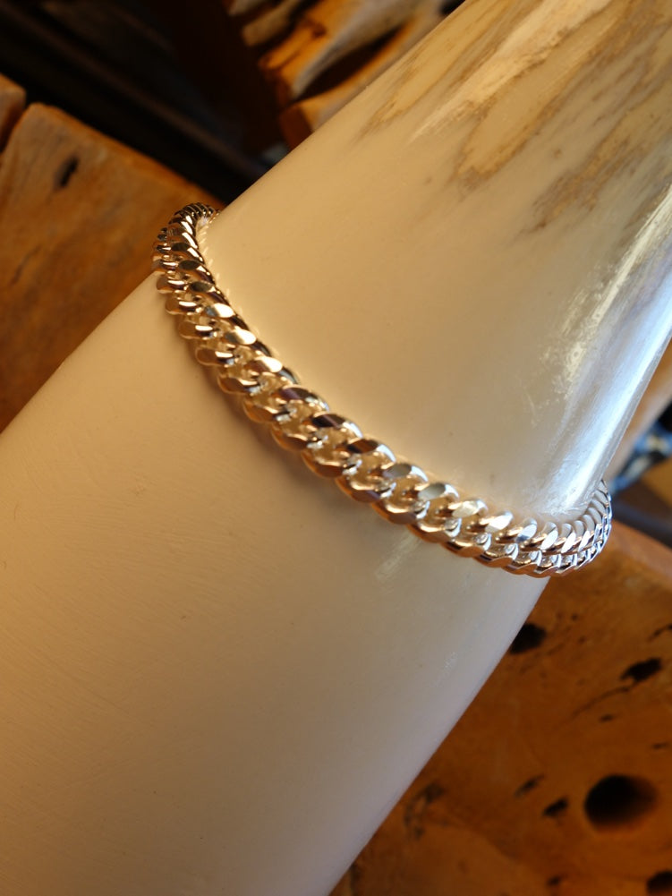 Handcrafted solid sterling .925 silver 8.5 Inch Cubana Silver Bracelet from Taxco, Mexico