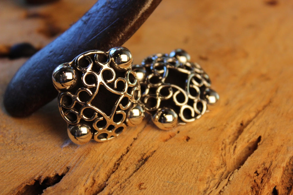 No Mas! 925 Solid Silver Earrings